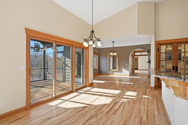 4702 GARDEN BROOK CT, Columbia, MO 65203