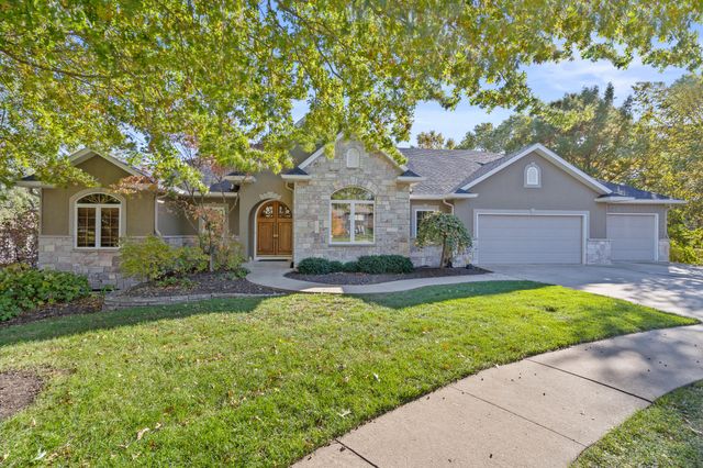 4702 GARDEN BROOK CT, Columbia, MO 65203