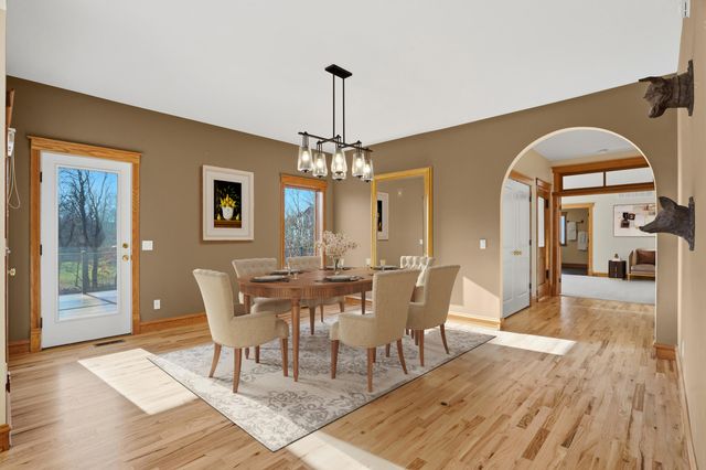 4702 GARDEN BROOK CT, Columbia, MO 65203