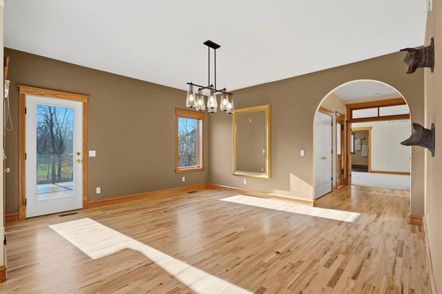 4702 GARDEN BROOK CT, Columbia, MO 65203