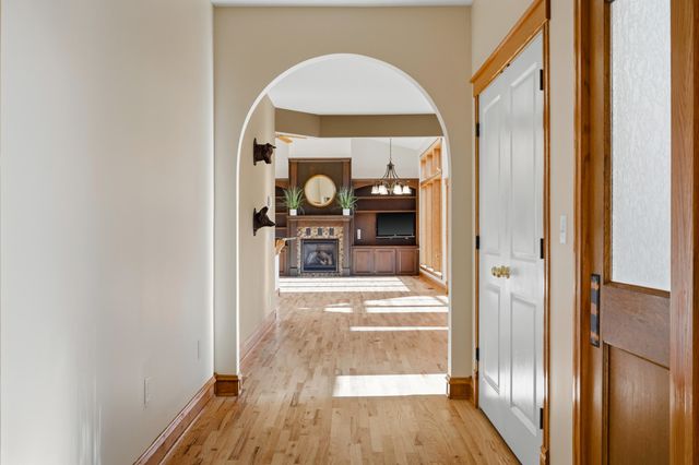 4702 GARDEN BROOK CT, Columbia, MO 65203