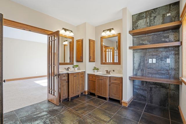 4702 GARDEN BROOK CT, Columbia, MO 65203