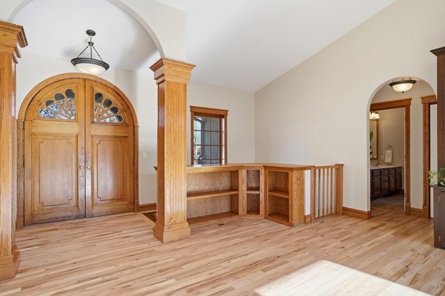 4702 GARDEN BROOK CT, Columbia, MO 65203