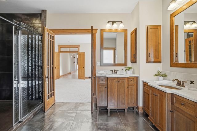 4702 GARDEN BROOK CT, Columbia, MO 65203