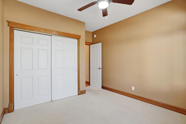 4702 GARDEN BROOK CT, Columbia, MO 65203