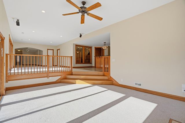 4702 GARDEN BROOK CT, Columbia, MO 65203