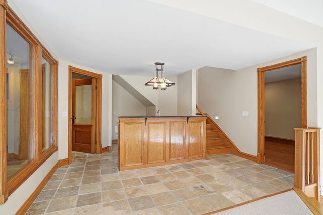 4702 GARDEN BROOK CT, Columbia, MO 65203