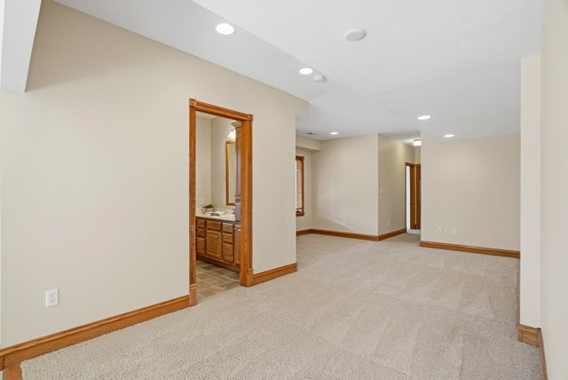 4702 GARDEN BROOK CT, Columbia, MO 65203