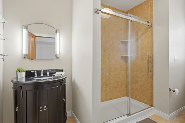 4702 GARDEN BROOK CT, Columbia, MO 65203