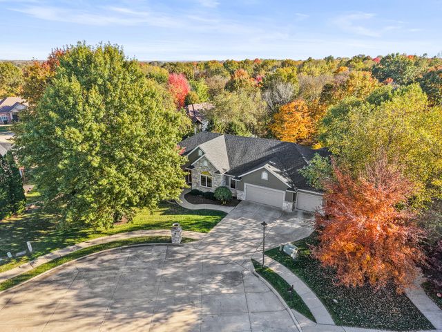 4702 GARDEN BROOK CT, Columbia, MO 65203