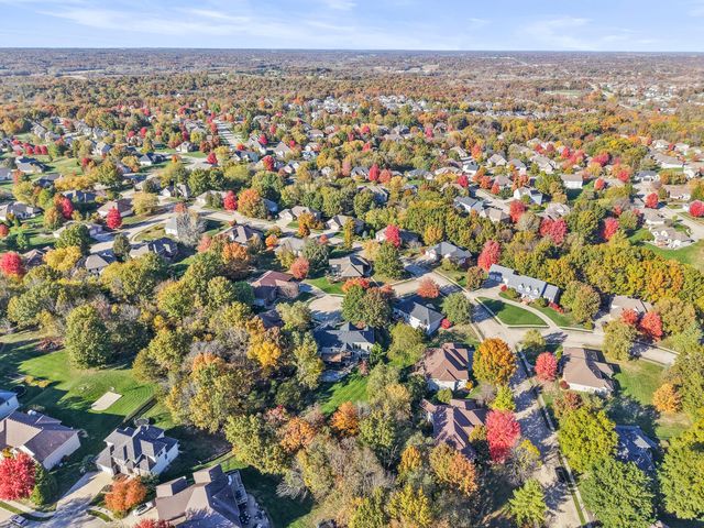 4702 GARDEN BROOK CT, Columbia, MO 65203