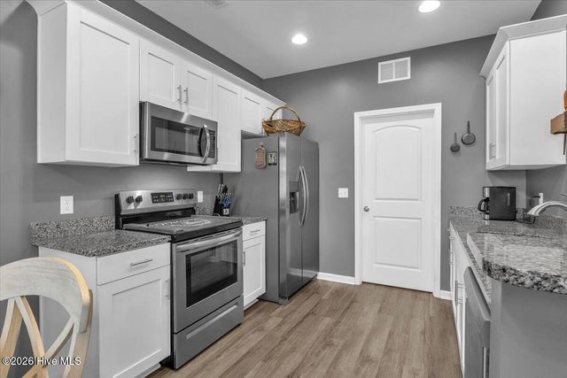 1404 Kinsley Court NE, Leland, NC 28451