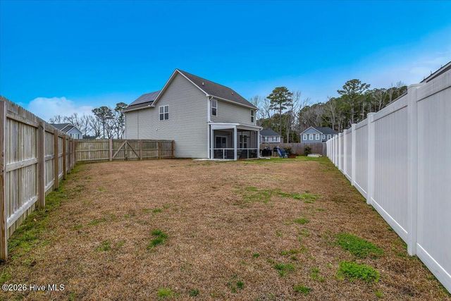 1404 Kinsley Court NE, Leland, NC 28451