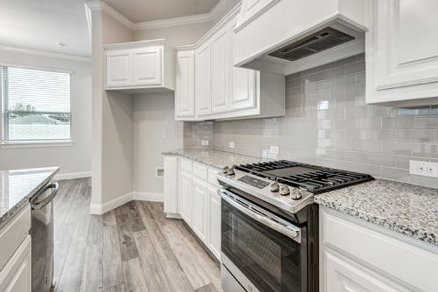 2625 Trinity Trail Way, Fort Worth, TX 76118