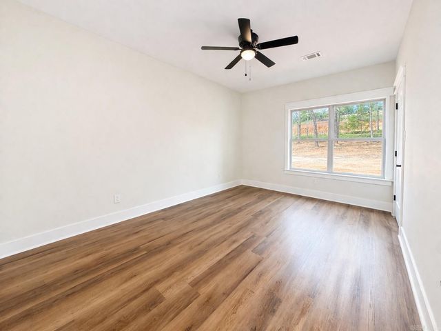 1209 E Carmichael Road, Cabot, AR 72023