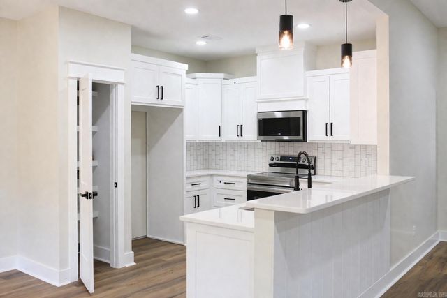 1209 E Carmichael Road, Cabot, AR 72023