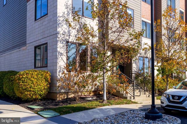 401 LAKEVIEW CT, King Of Prussia, PA 19406