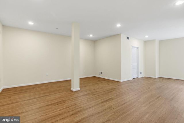 401 LAKEVIEW CT, King Of Prussia, PA 19406