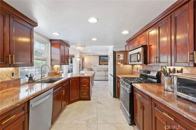2725 S Mildred, Ontario, CA 91761
