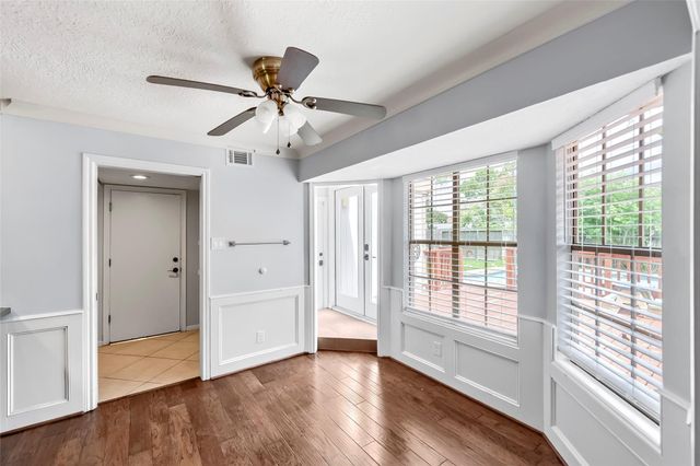 11622 Manor Park Drive, Houston, TX 77077