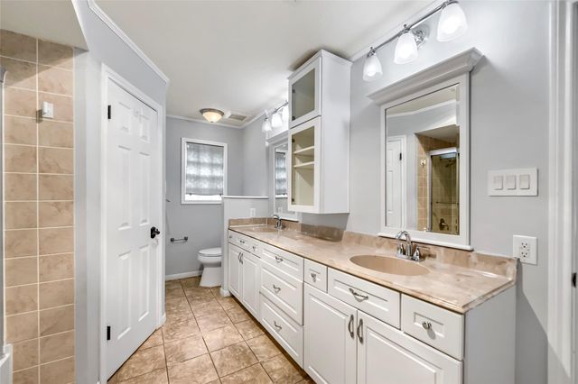 11622 Manor Park Drive, Houston, TX 77077