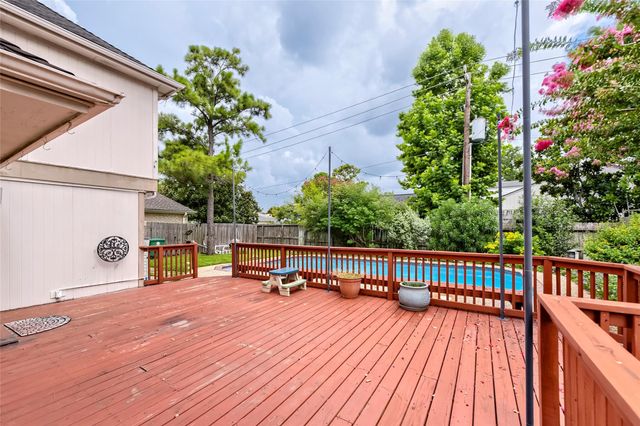 11622 Manor Park Drive, Houston, TX 77077
