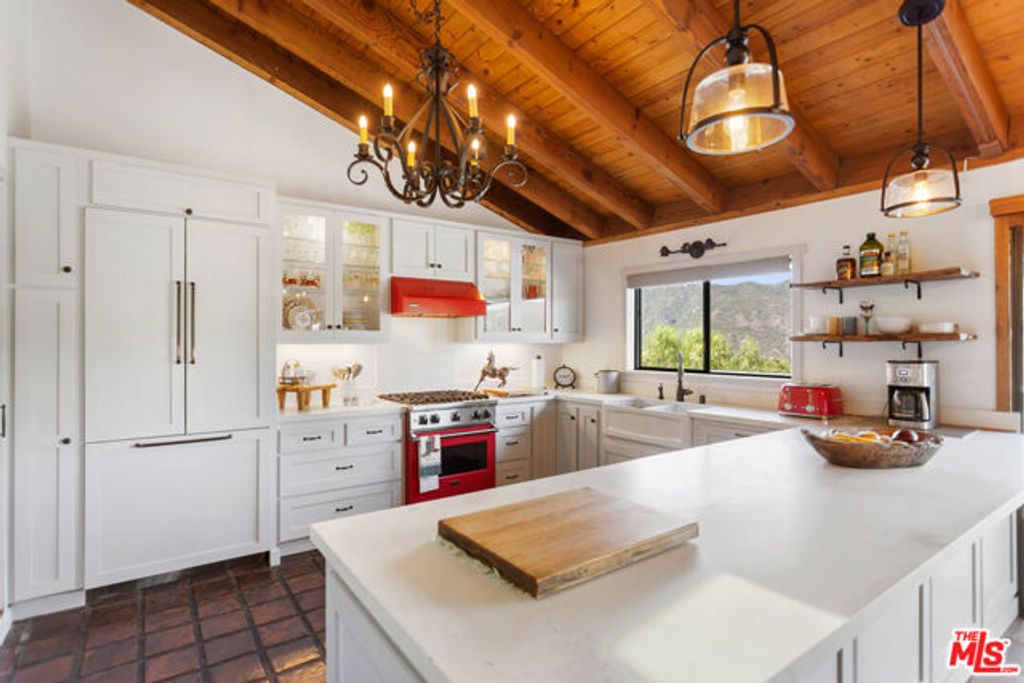 2050 Corral Canyon Road, Malibu, CA 90265