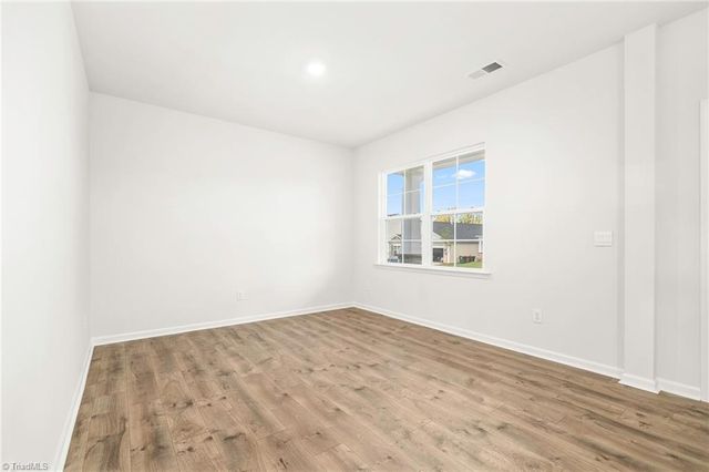 3017 Middle Creek Lane, Greensboro, NC 27405