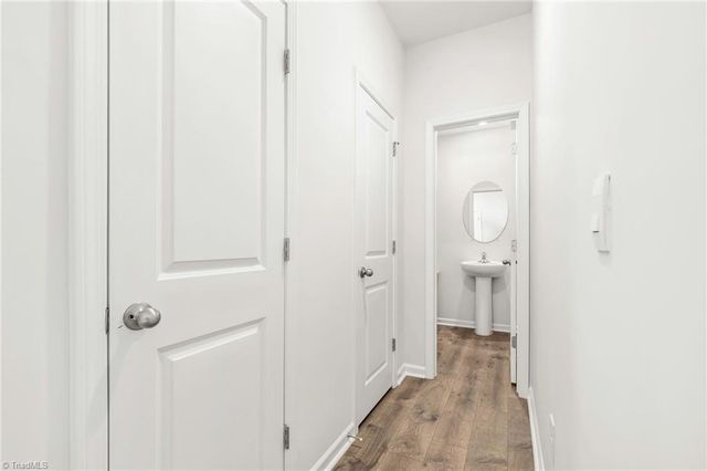 3017 Middle Creek Lane, Greensboro, NC 27405