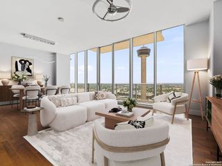 610 E Market St Unit 2811, San Antonio, TX 78205