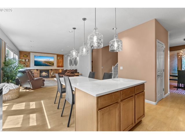 4952 Se PIONEER Ln, Troutdale, OR 97060