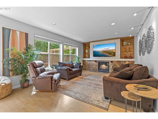 4952 Se PIONEER Ln, Troutdale, OR 97060