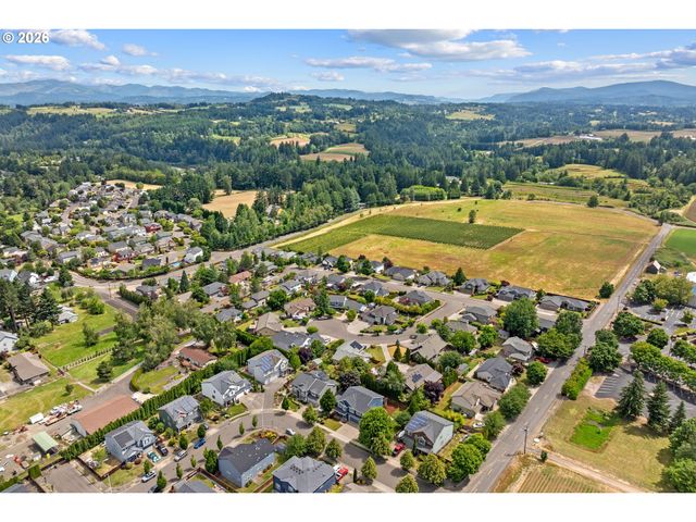 4952 Se PIONEER Ln, Troutdale, OR 97060