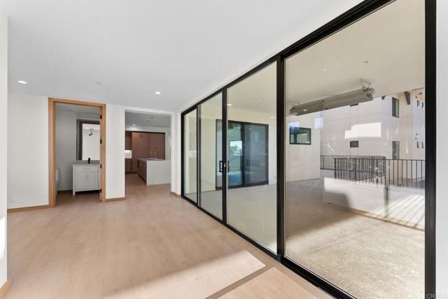 2672 Roosevelt Street, Carlsbad, CA 92008