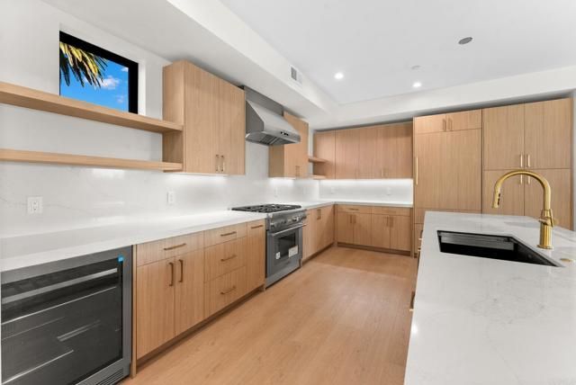 2672 Roosevelt Street, Carlsbad, CA 92008