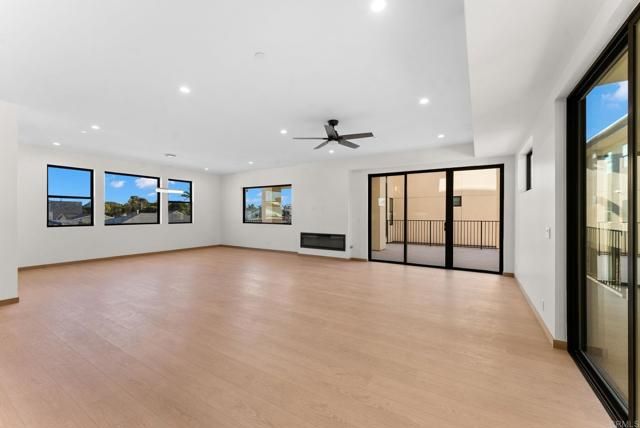 2672 Roosevelt Street, Carlsbad, CA 92008