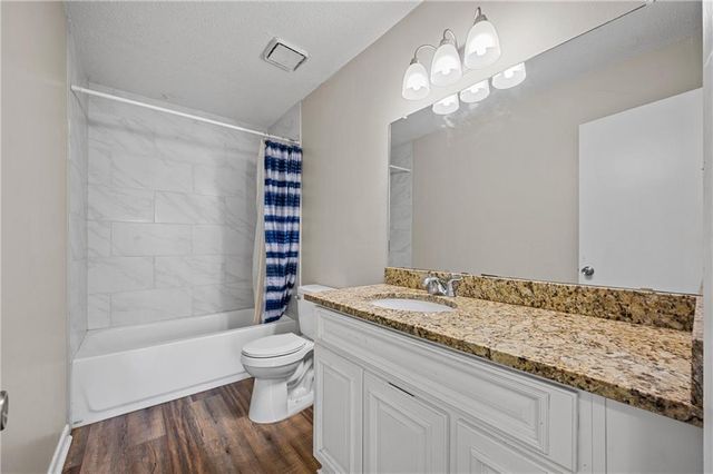 7676 Walter Tanner Road, Wilmer, AL 36587