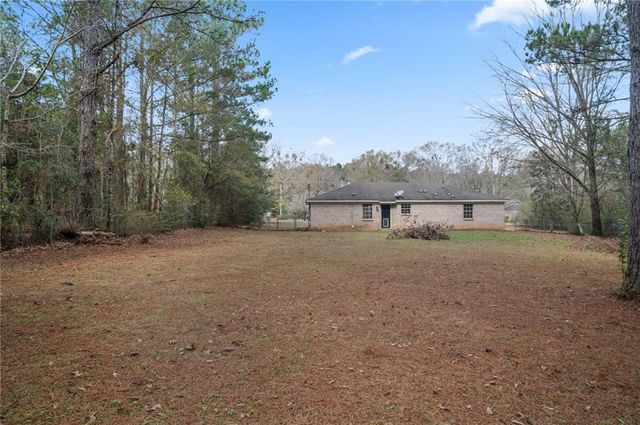 7676 Walter Tanner Road, Wilmer, AL 36587