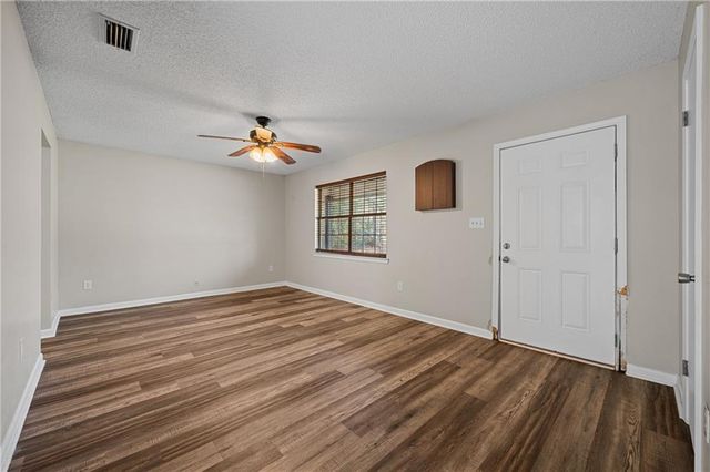 7676 Walter Tanner Road, Wilmer, AL 36587