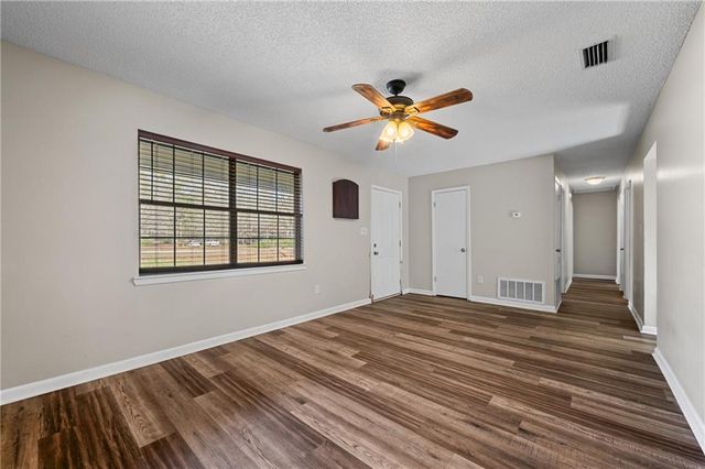 7676 Walter Tanner Road, Wilmer, AL 36587