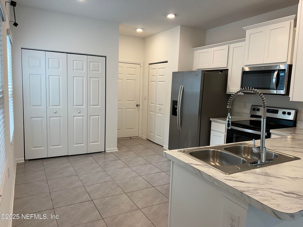 4021 HAYMON Avenue, Jacksonville, FL 32220