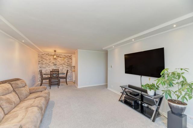 1475 Rebecca Drive 418, Hoffman Estates, IL 60169