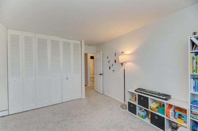 1475 Rebecca Drive 418, Hoffman Estates, IL 60169
