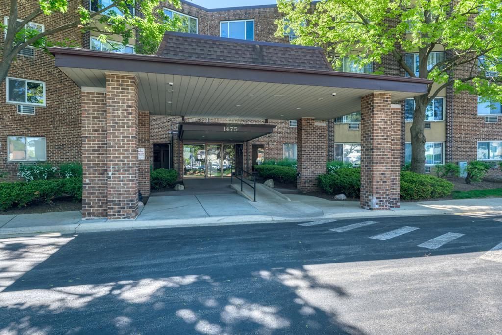 1475 Rebecca Drive 418, Hoffman Estates, IL 60169