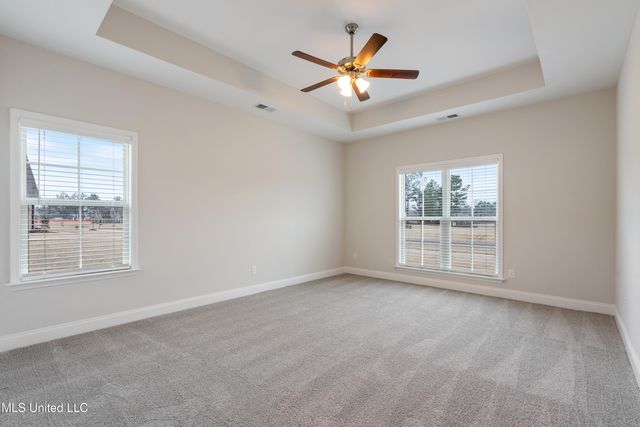 777 Hazelwood Drive, Lake Cormorant, MS 38641