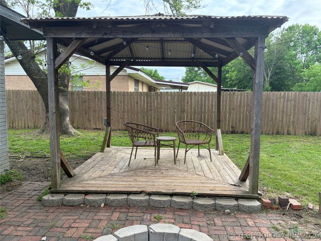 803 N Marshall Street, Kingston, OK 73439