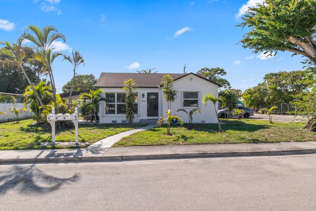 1031 N E Street 1-4, Lake Worth Beach, FL 33460