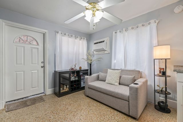 1031 N E Street 1-4, Lake Worth Beach, FL 33460