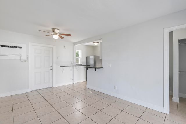 1031 N E Street 1-4, Lake Worth Beach, FL 33460