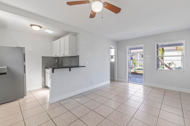 1031 N E Street 1-4, Lake Worth Beach, FL 33460